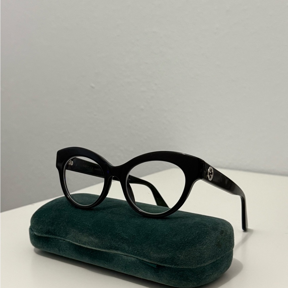 Gucci Black Cat-Eye Glasses